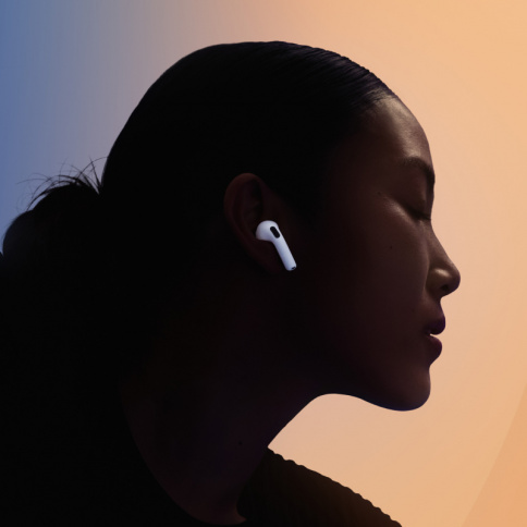 Apple AirPods 4 фото 4
